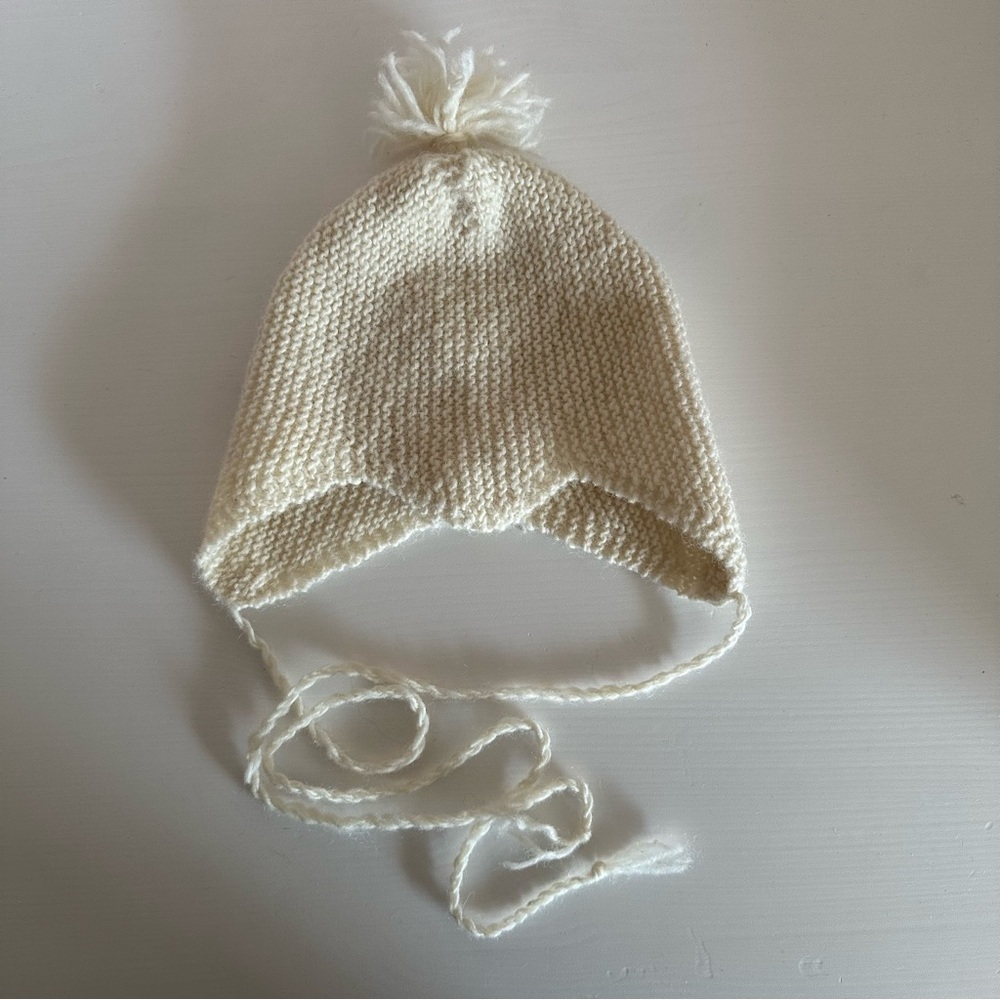 Cream 100% Wool Knit Hat with Ear Flaps and Pom-Pom